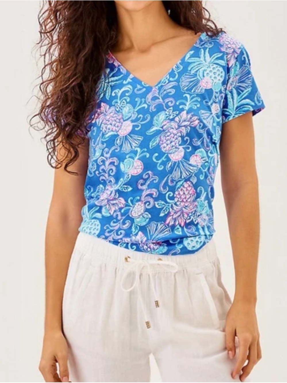 Lilly Pulitzer Blue Tropical Floral V-Neck Short Sleeve Top